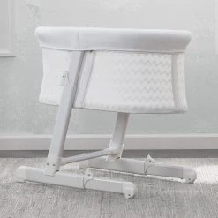 Bassinets Simmons Kids® Oval City Sleeper Bassinet 36 Bassinets Simmons Kids® Oval City Sleeper Bassinet