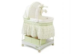 Delta Children Bassinets Deluxe Gliding Bassinet 14 Delta Children Bassinets Deluxe Gliding Bassinet