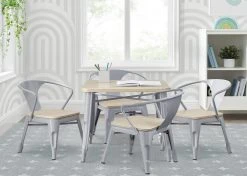Delta Children Bistro Table And 4 Chair Set