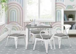 Delta Children Bistro Table And 4 Chair Set