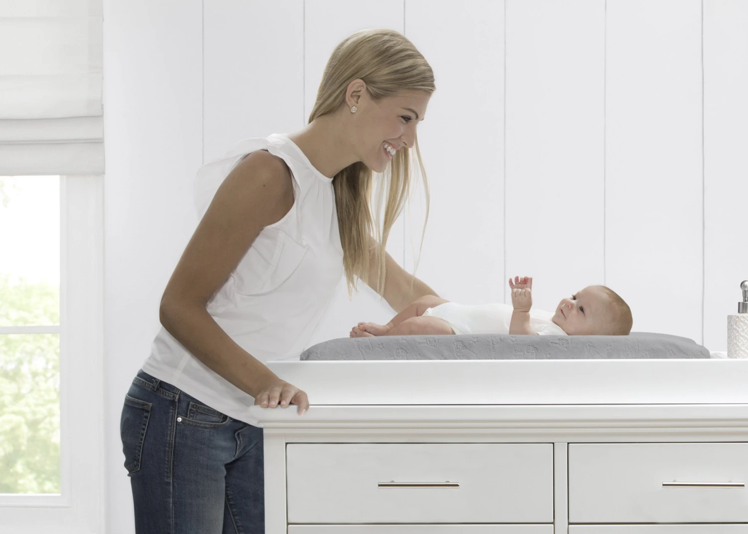 Serta Perfect Sleeper Contoured Changing Pad With Plush Cover 4 Serta Perfect Sleeper Contoured Changing Pad With Plush Cover