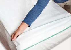 Delta Children Kids-A-Peel Disposable Fitted Sheets, 6-Pack, Waterproof, Breathable Soft Bed Pads That Protect Your Mattress Sheets & Mattress Covers