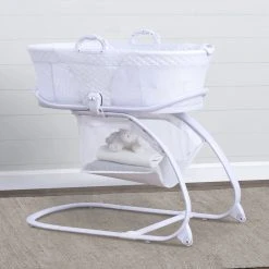 Little Folks By Delta Children 2-in-1 Moses Basket Bedside Bassinet Sleeper