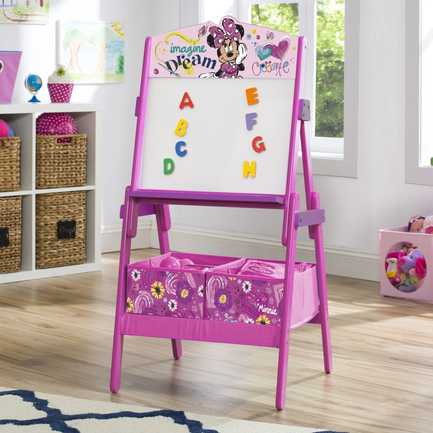 Delta Children Gifts Minnie Mouse Wooden Activity Easel 7 Delta Children Gifts Minnie Mouse Wooden Activity Easel