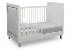 Simmons Kids Avery 3-in-1 Convertible Crib