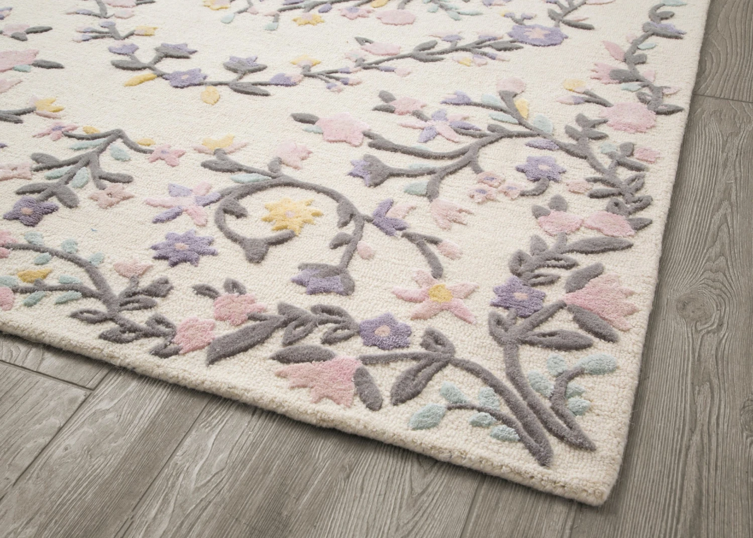 Delta Children Floral Garden Hand-Tufted Wool Blend Area Rug 5x8 What's New 4 Delta Children Floral Garden Hand-Tufted Wool Blend Area Rug 5x8 What's New