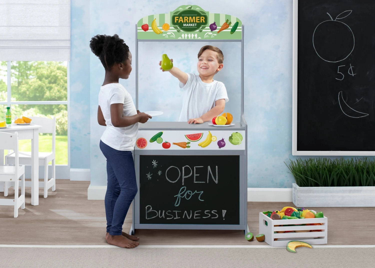 Delta Children Reversible 4-in-1 Pretend Play Center With Chalkboard & Storage 3 Delta Children Reversible 4-in-1 Pretend Play Center With Chalkboard & Storage