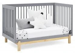 Delta Children What's New Poppy 4-in-1 Convertible Crib