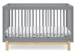 Delta Children What's New Poppy 4-in-1 Convertible Crib