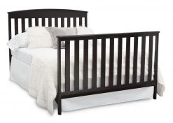 Delta Children Duke 4-in-1 Convertible Baby Crib With Under Drawer Baby Cribs