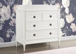 Delta Children Madeline 4 Drawer Dresser With Changing Top Dressers & Changing Tables
